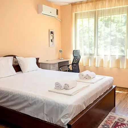 Comfortable 2br Maisonette Near Center By Flat Manаger Варна
